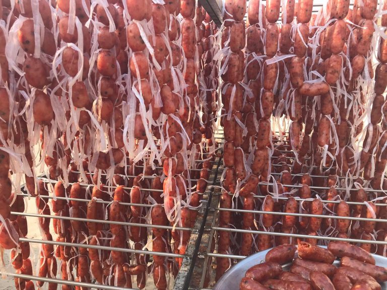 LẠP XƯỞNG TƯƠI CÔ TUYẾT